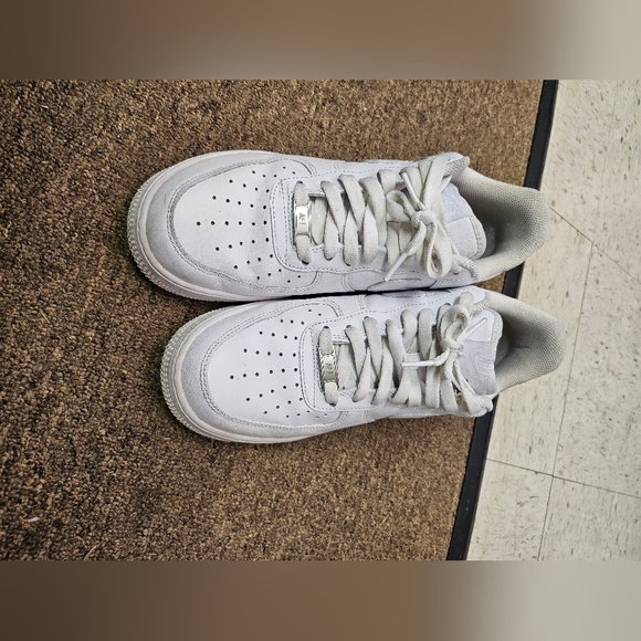 Air force 1 size 8.5 - Picture 7 of 8